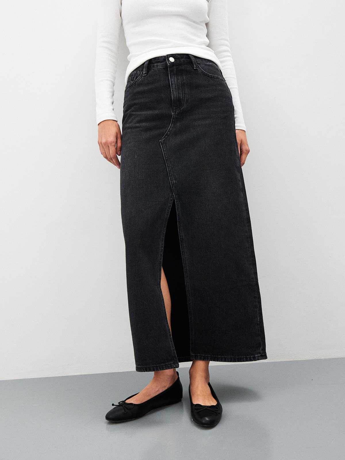 Женская юбка макси с разрезом