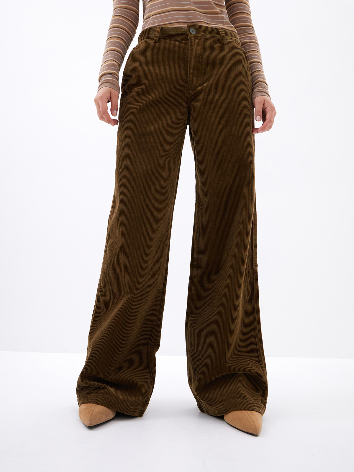 Женские брюки из вельвета свободного кроя