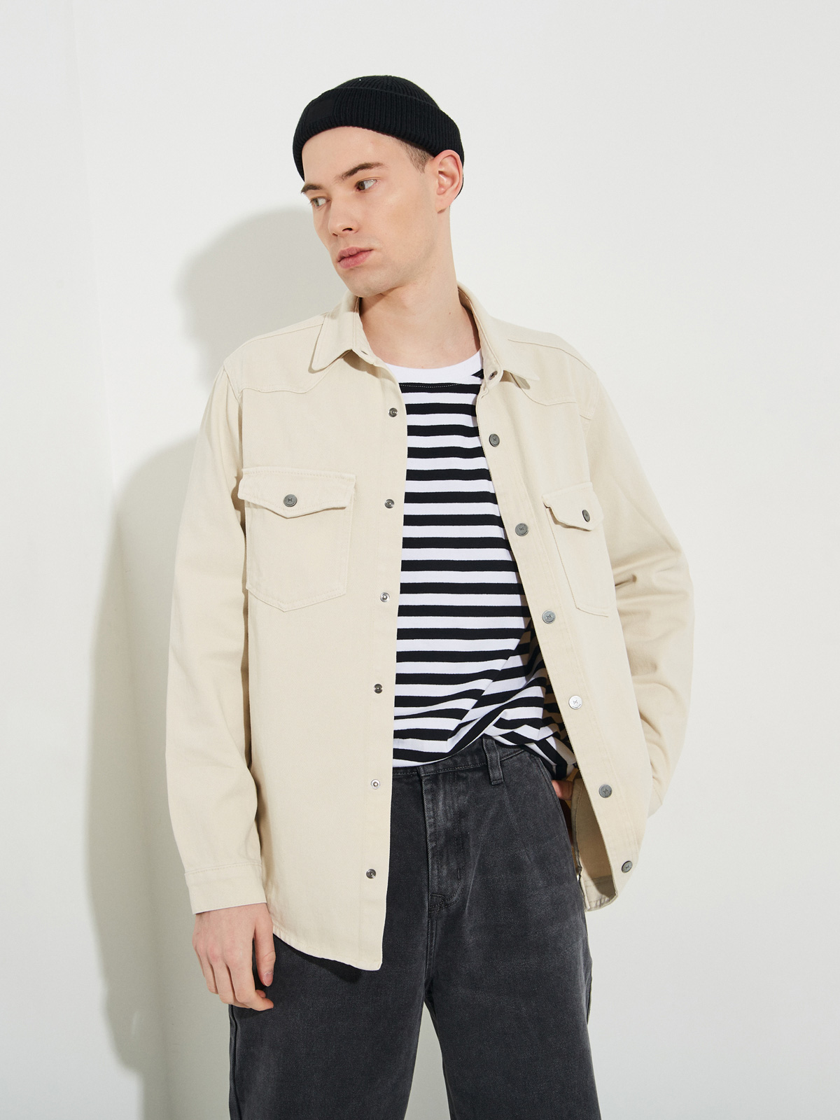 Мужская рубашка