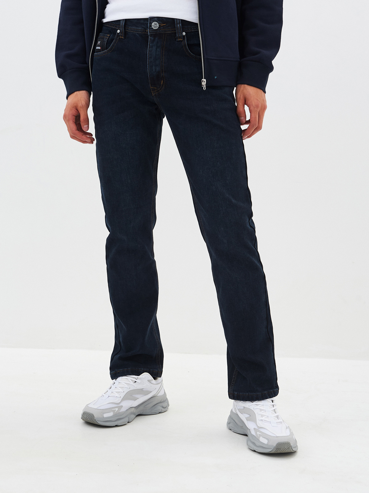 Утепленные мужские джинсы прямые кроя с начесом