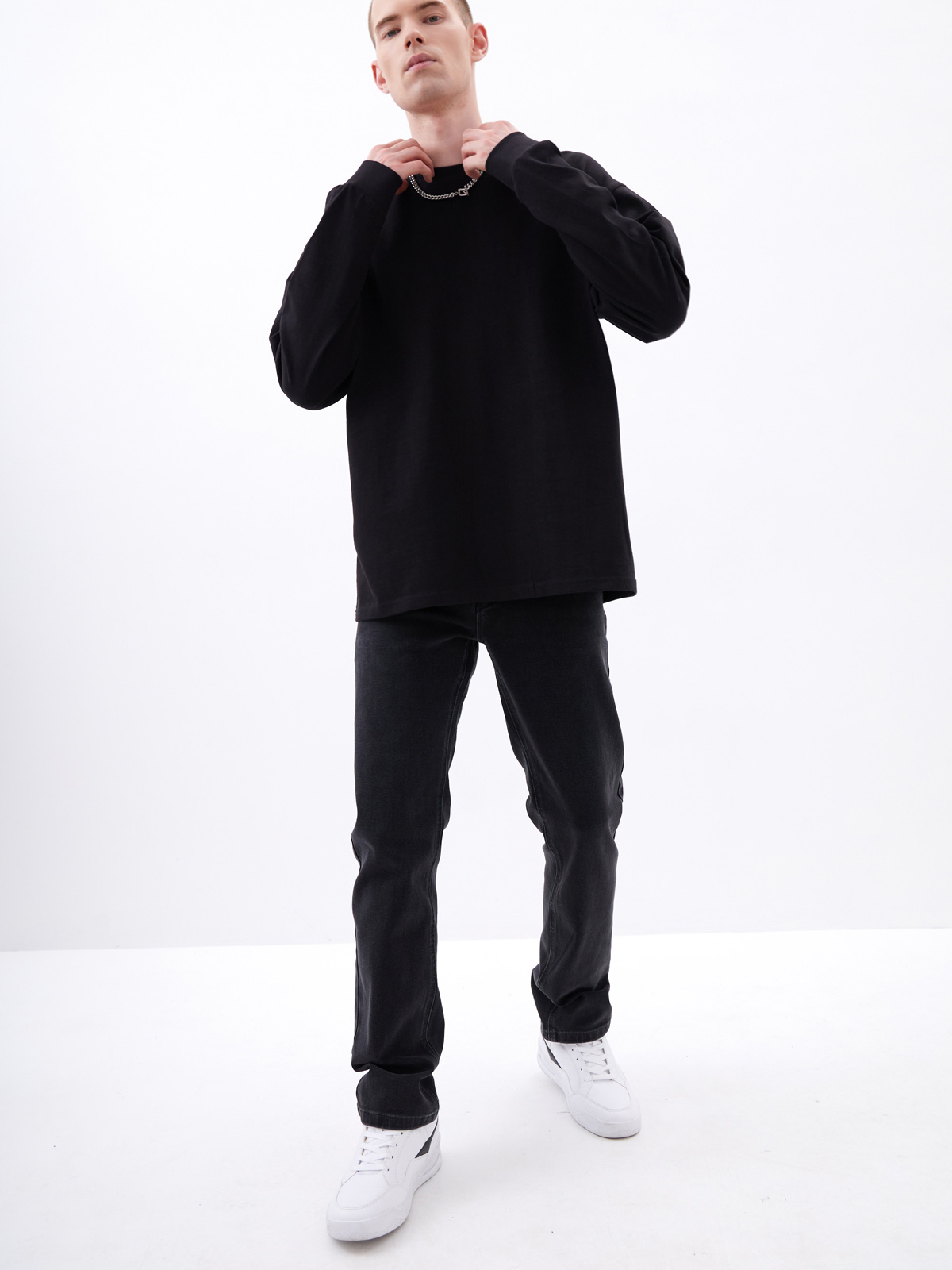 Мужские джинсы  Прямые