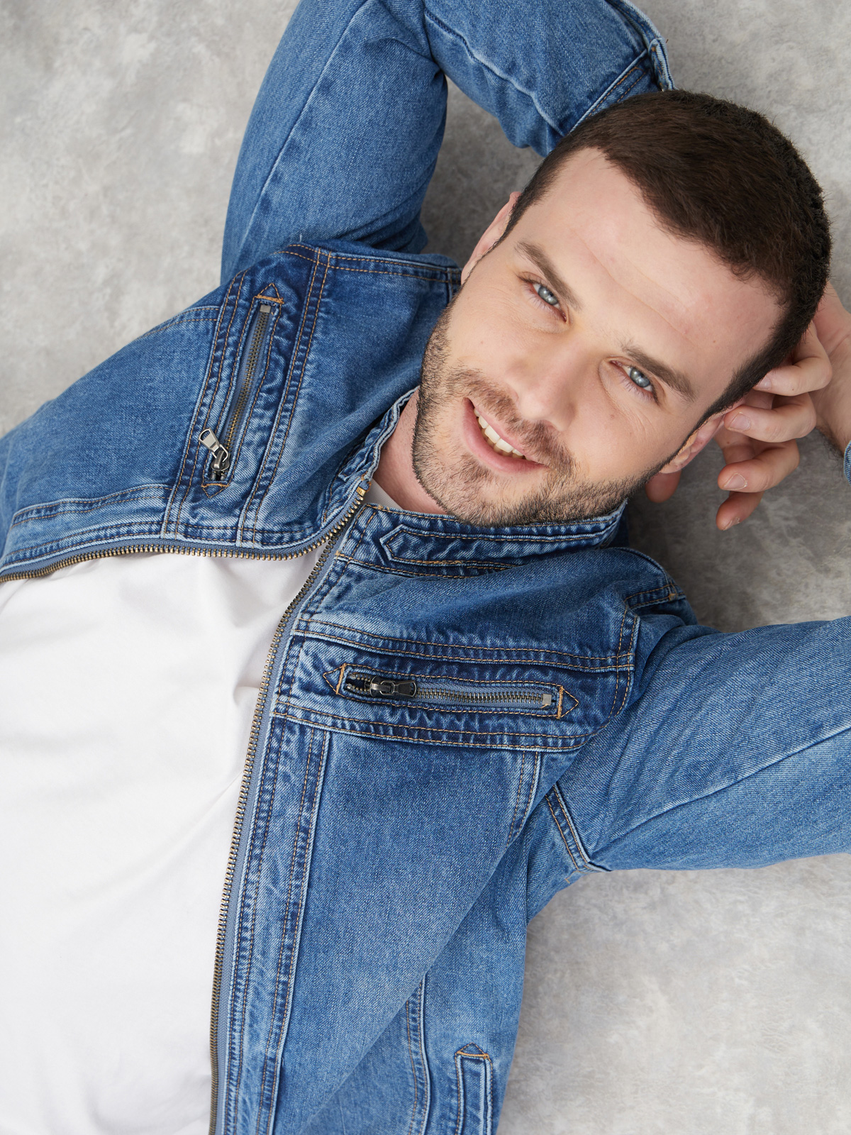 Джинсовая Куртка