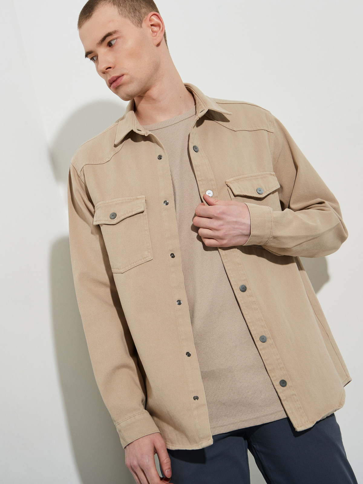 Мужская рубашка