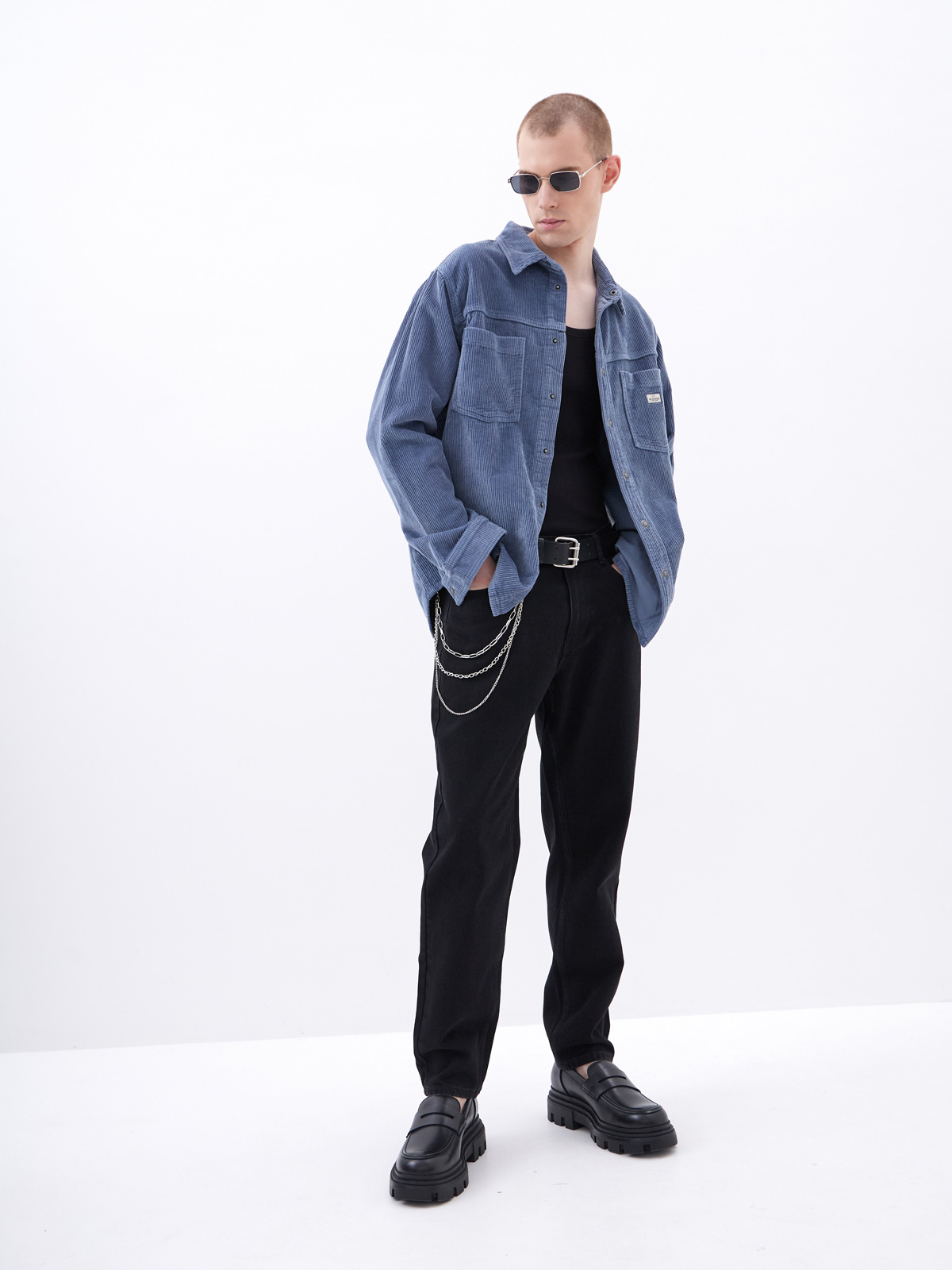 Мужские джинсы зауженного кроя