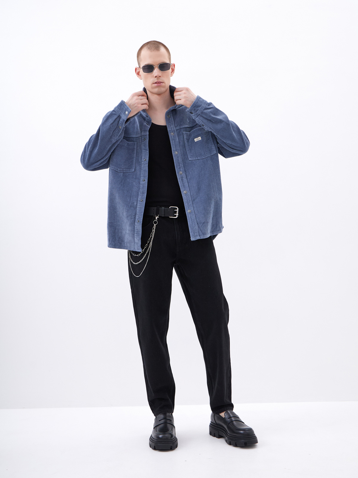 Мужские джинсы зауженного кроя