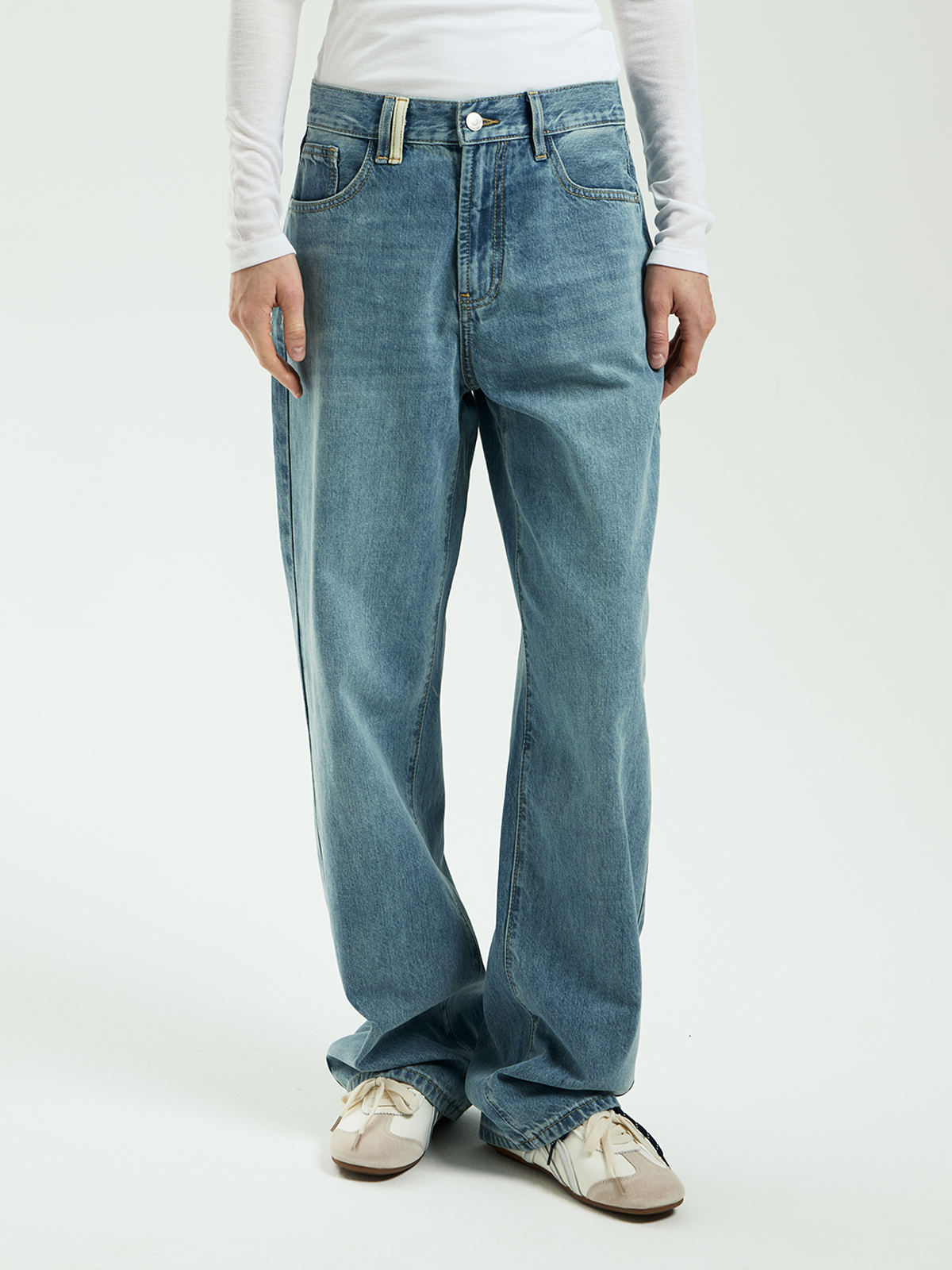 Женские Джинсы  ШИРОКИЕ