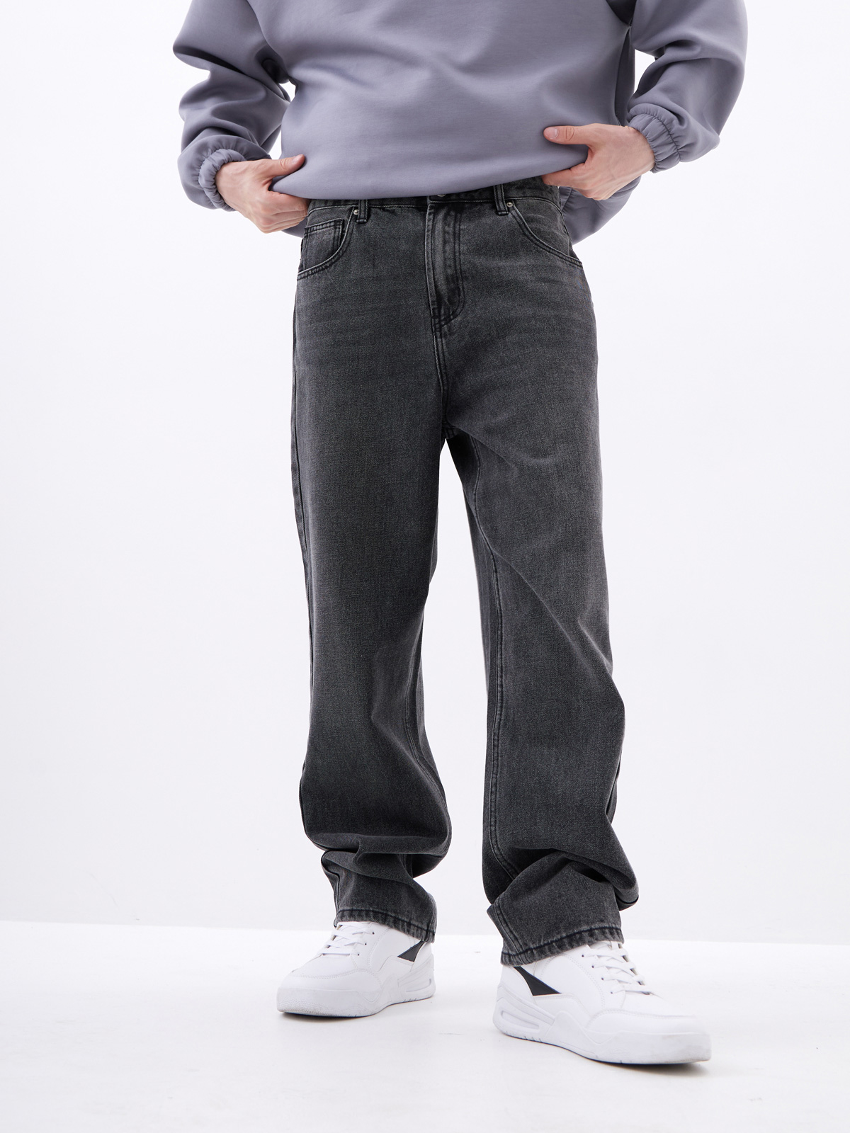 Мужские джинсы широкого кроя