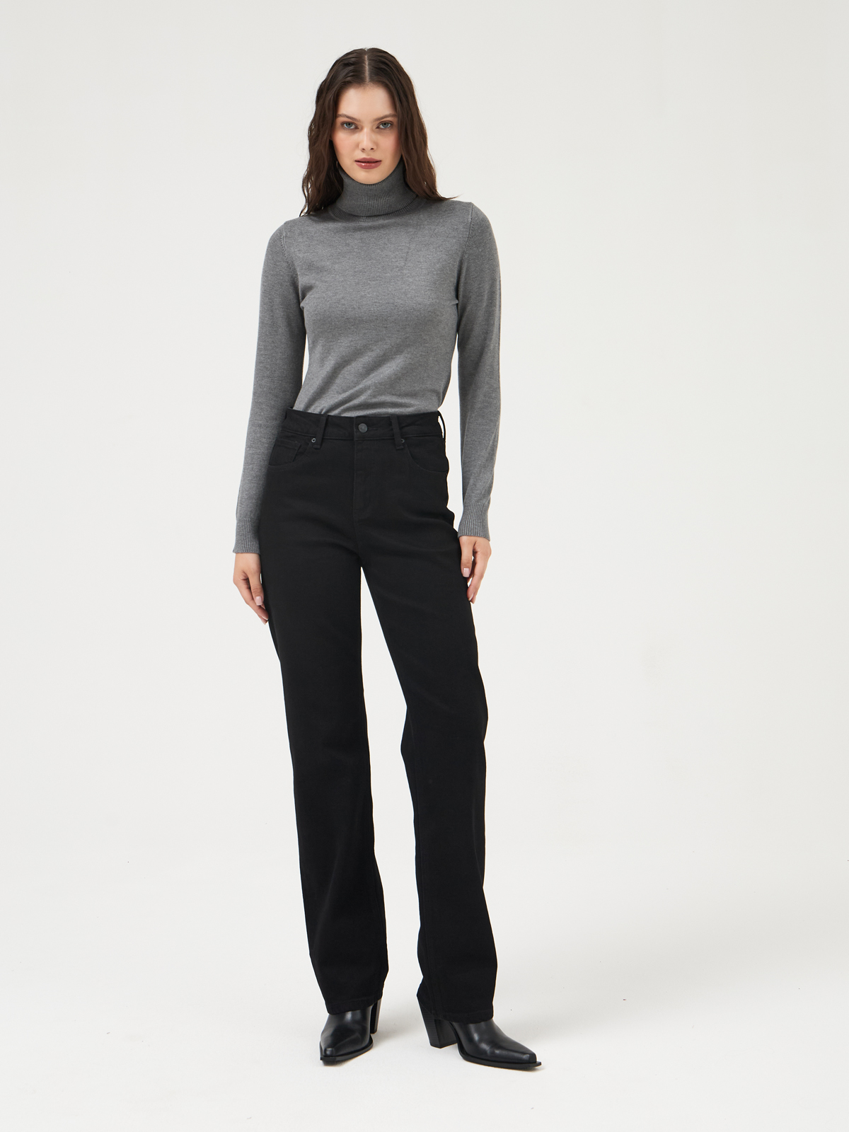 Женские Джинсы  STRAIGHT
