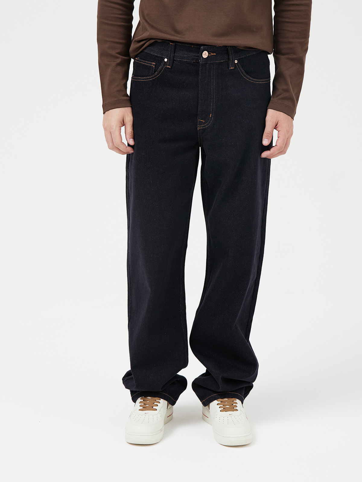 Мужские джинсы широкого кроя