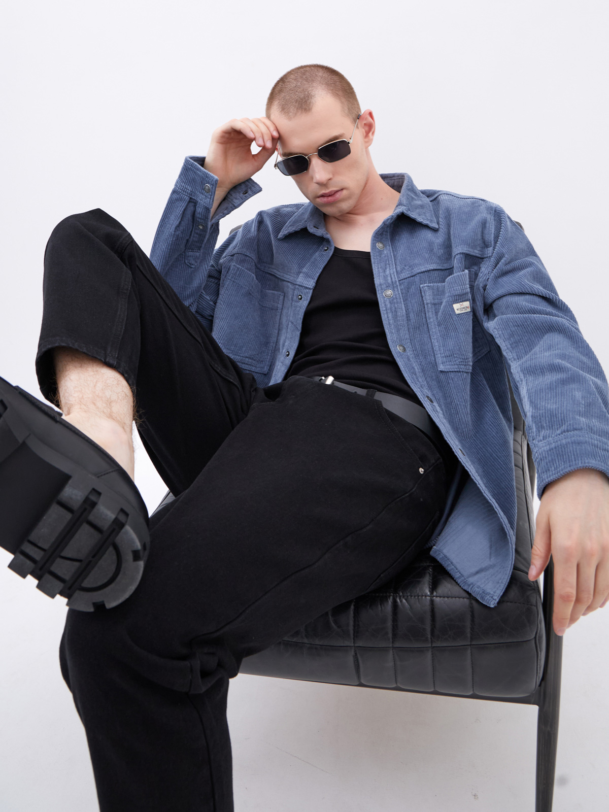 Мужские джинсы зауженного кроя