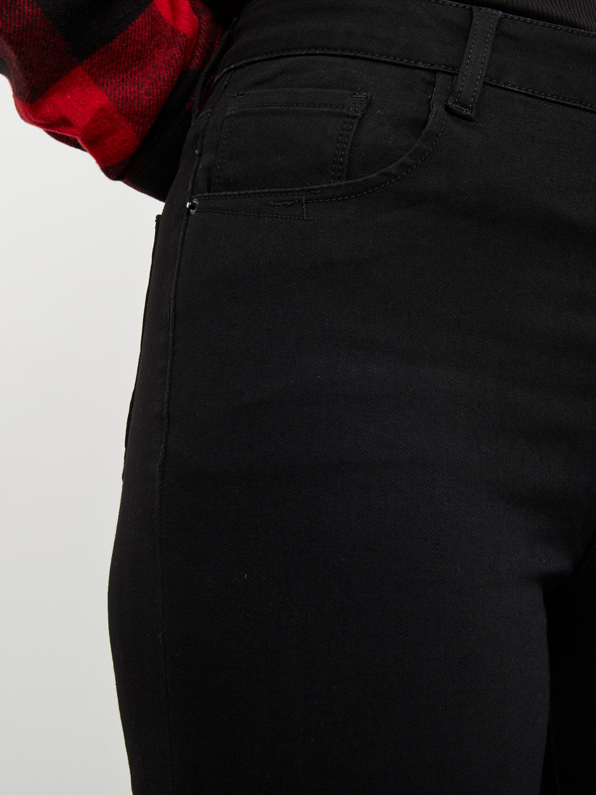 Утепленные Женские джинсы зауженного кроя с начесом