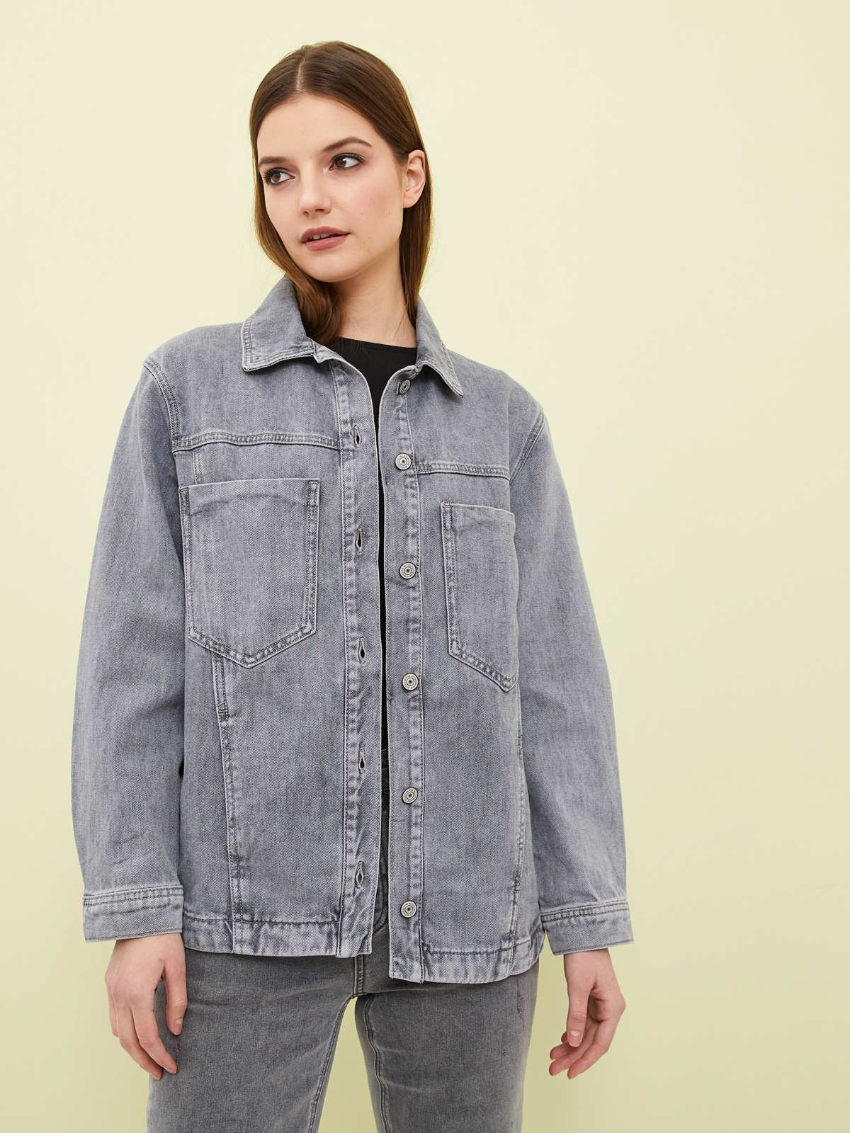 Женская джинсовая рубашка