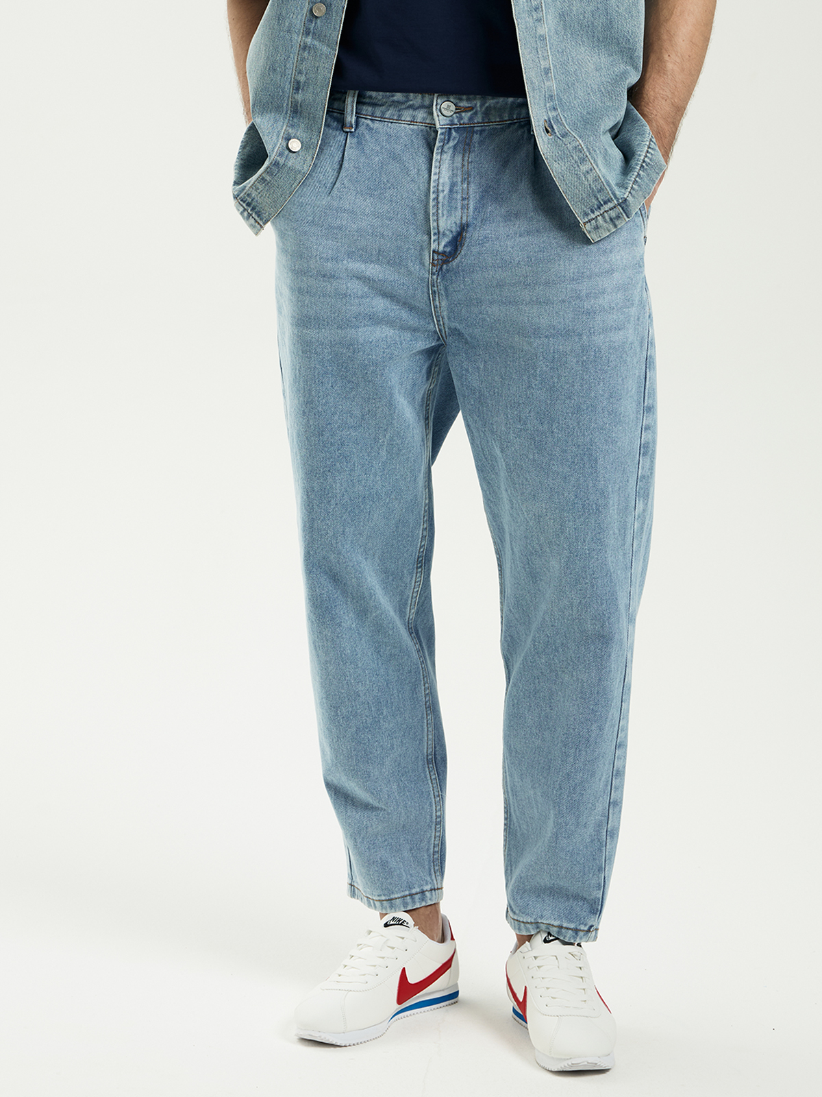 Мужские джинсы мом