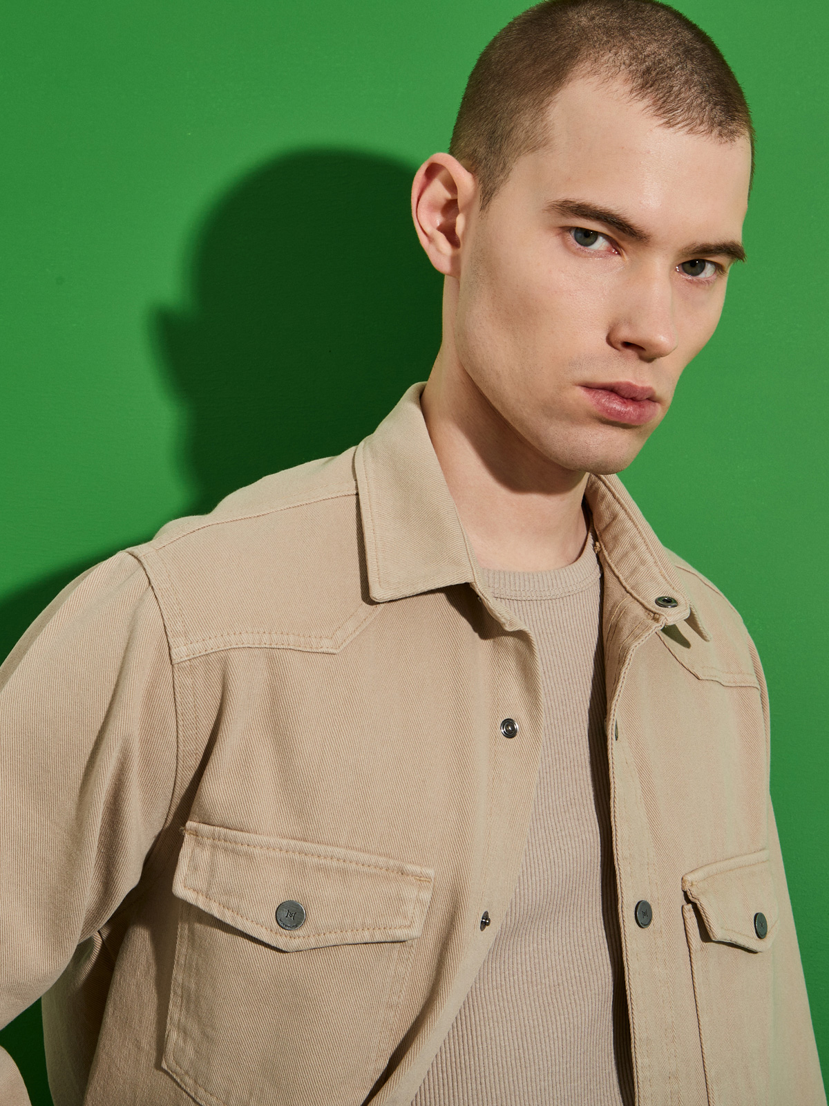 Мужская рубашка