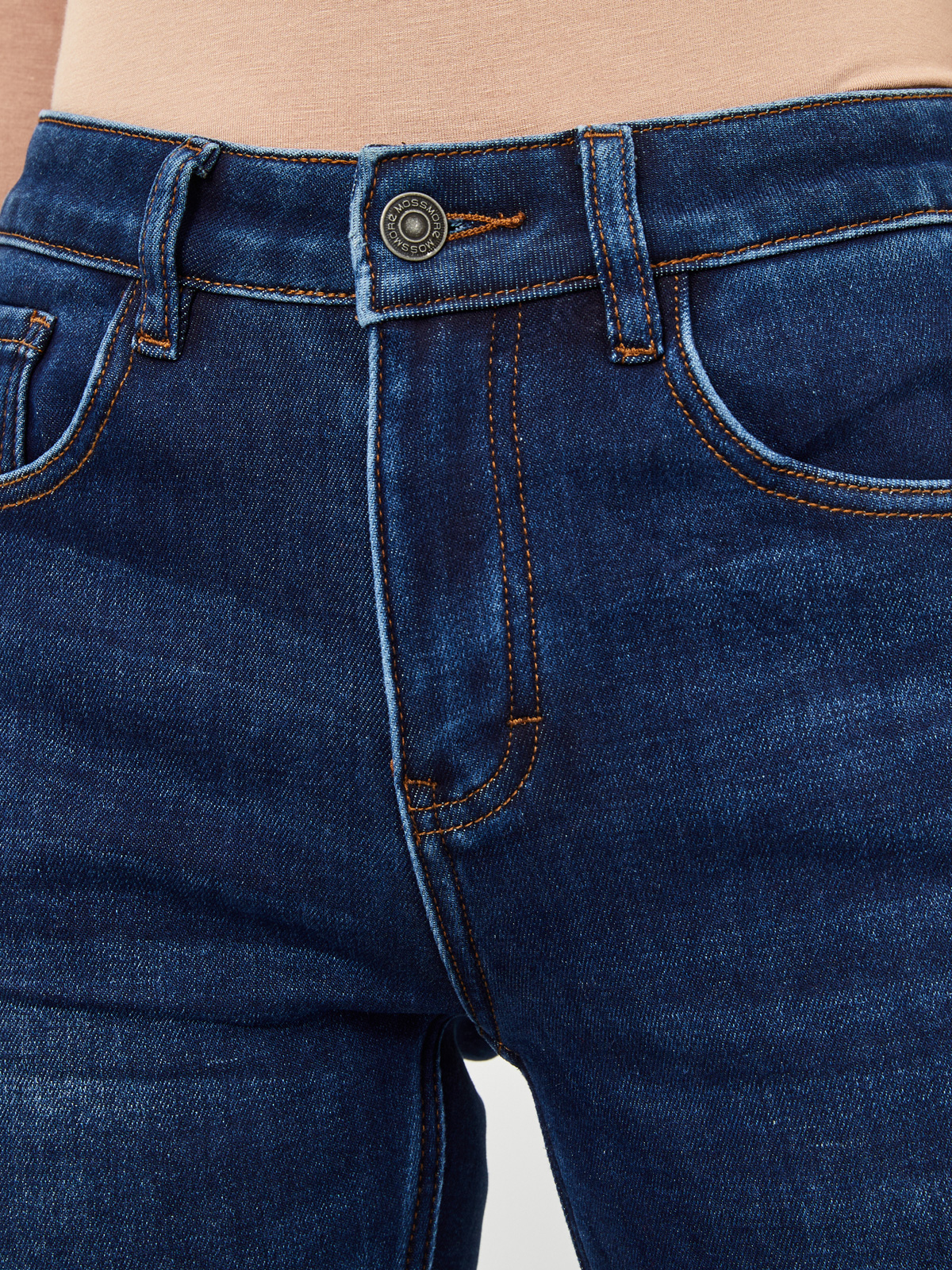 Утепленные женские джинсы прямого кроя на флисе